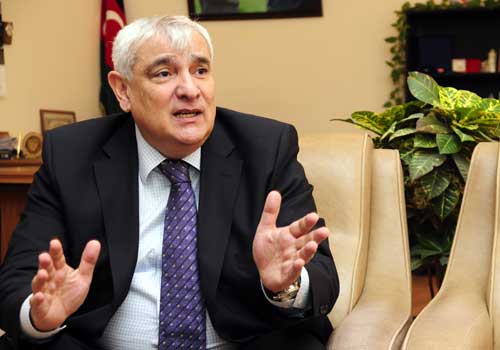 <span>İtalyan professordan Kamal Abdullanın “Yarımçıq əlyazma” romanına <span>ÖN SÖZ</span></span>