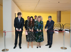 Heydər Əliyev Mərkəzində Aleksey Beqovun fərdi sərgisinin açılışında iştirak edib