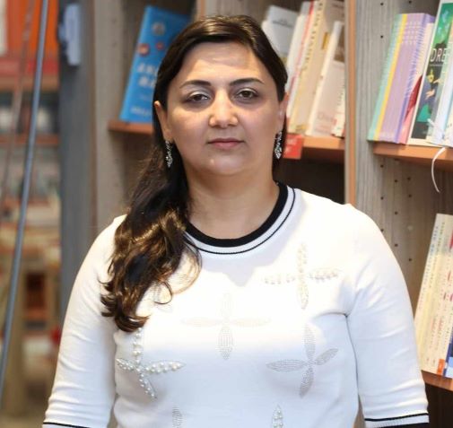 <div style="text-align: left;">Gülnar Səma - Ramil Mərzilinin “Qadağan olunmuş şeirlər”i</div>