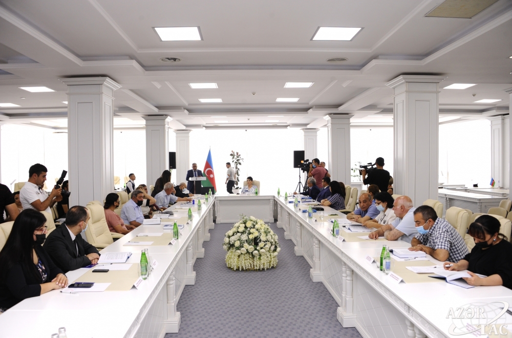 “Saytların dil mənzərəsi” mövzusunda tədbir keçirilib