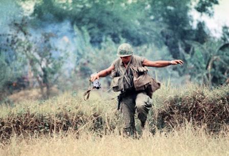 <div style="text-align: left;">Tim O’Brien - Tələyə düşmək</div>