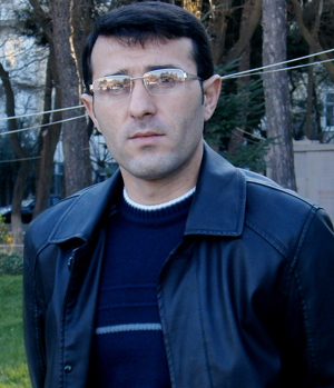 Xalid Mahmud - “S” Küçəsindəki ayaq izləri