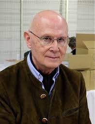 Günel Eyvazlı - 	
	Eynicinsli nikahların qatı düşməni