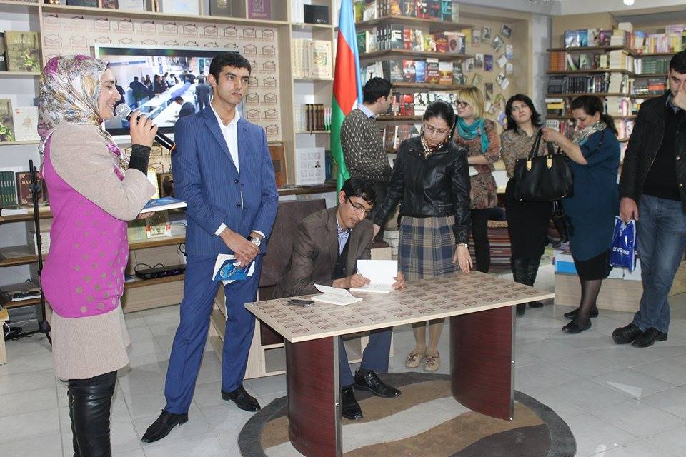 Satirik şair Yusif Nazimin “Şou 
dünya” kitabının təqdimatı keçirilib 