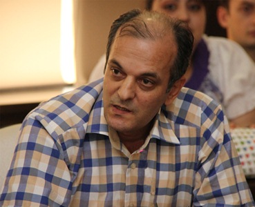 Salam Sarvandan bir şeir oxuyun