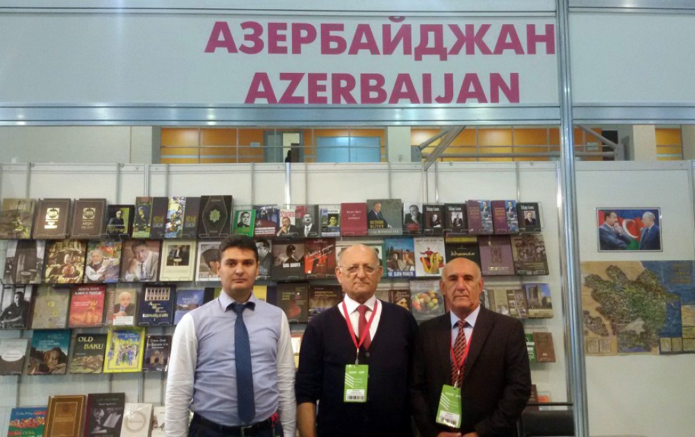 Ölkəmiz Moskvada Beynəlxalq Kitab Sərgi-Yarmarkasında təmsil olunur