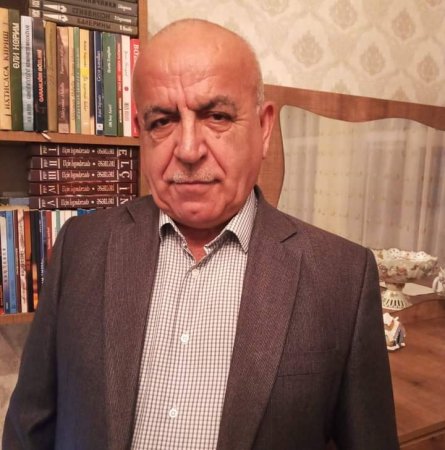 Vaqif Osmanov - Azad Qaradərəlinin “Ucubuluq” roman-dastanı üzərində düşüncələr