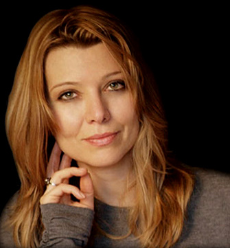 <span>Elif Şafak - Etoburlar ve otoburlar	
	</span>