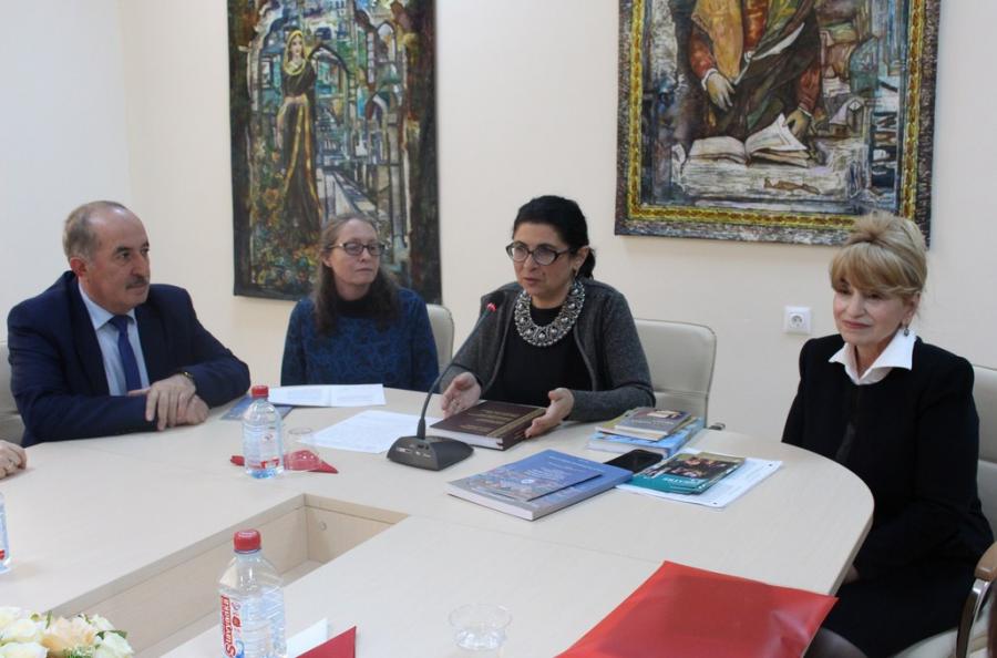 "Azərbaycan aşıq sənəti" kitabının təqdimatı olub