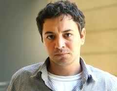 <span>Aqşin Yenisey - </span><span>14 fevralın “paxmeli”</span>