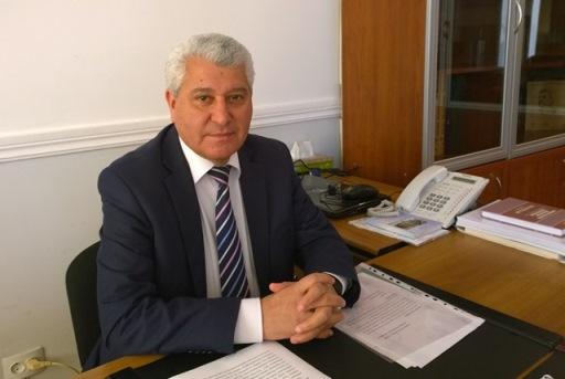 Muxtar Kazımoğlu - Elmi əsər yazıçı tərcüməsində