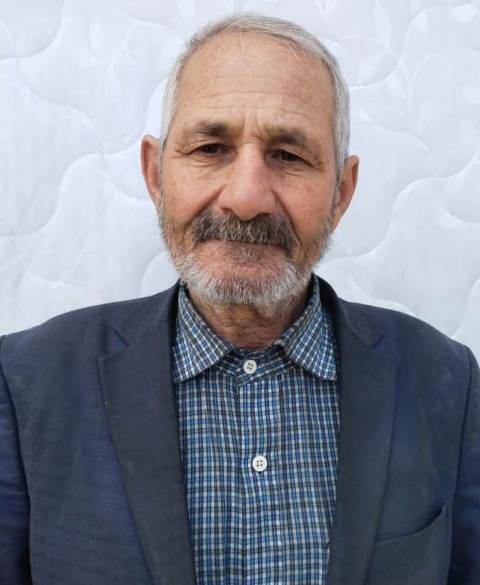 <span style="text-align: justify;">Abbasəli Xankişiyev -&nbsp;</span><span style="text-align: justify;">Dağlar kimi məğrur saxla başını</span>