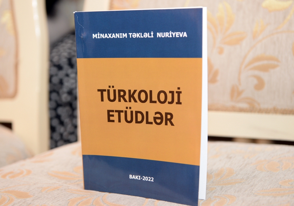 "Türkoloji etüdlər" kitabının təqdimatı olub