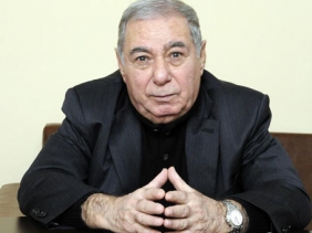 <span>Əkrəm Əylislidən Anara və Elçinə sərt cavab</span><br>