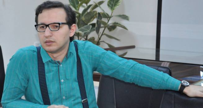 Qismət Rüstəmov - "Təki başqa ölkədə kitabım çıxsın” düşüncəsi çox primitiv düşüncədir