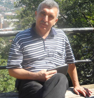 <span>Rasim Qaraca - B</span><span>ütün qurbağalar </span><span>böyüyüb sevgilim oldular...</span>