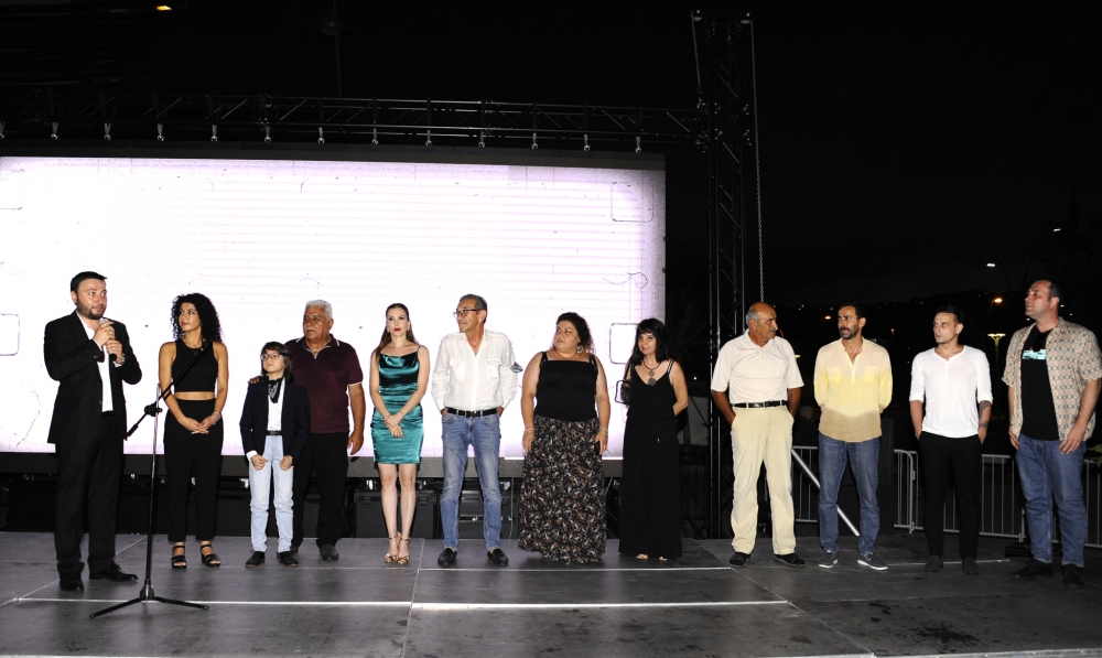 Açıq havada kinosevərlər gecəsi keçirilib