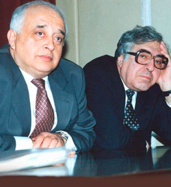 <span>Elçin AYB sədri Anardan yazdı	
	
	</span>