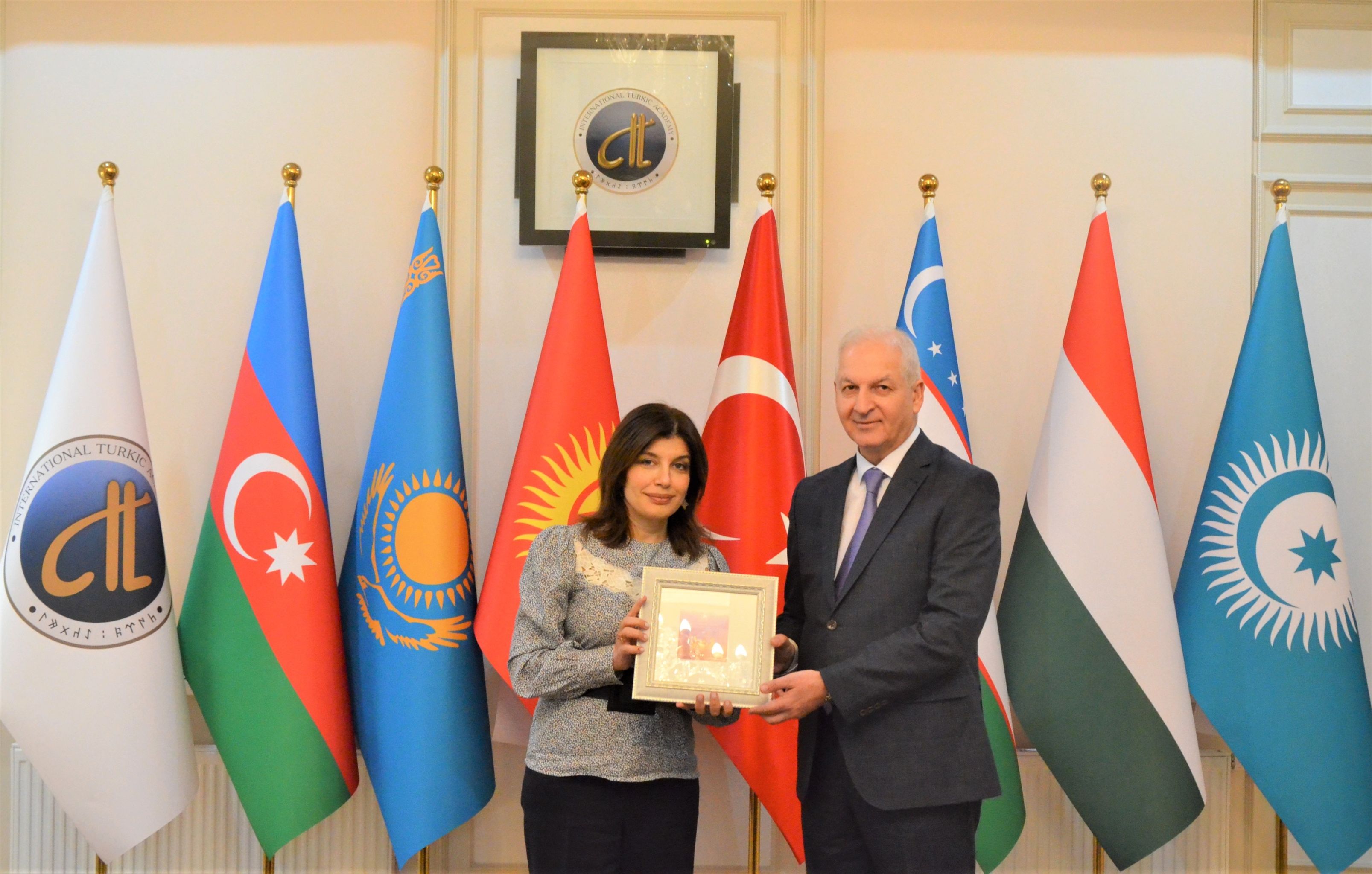 <span style="text-align: justify;">İki beynəlxalq Türk təşkilatı bir arada</span>