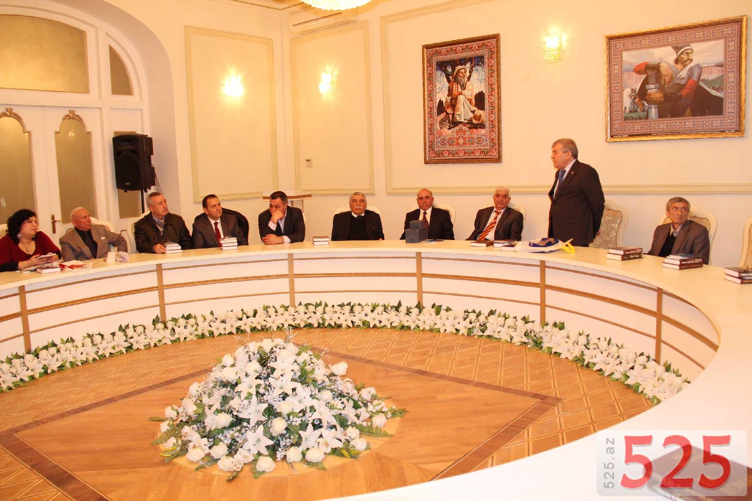 Mövlud Süleymanlının 70 illiyi qeyd olunub