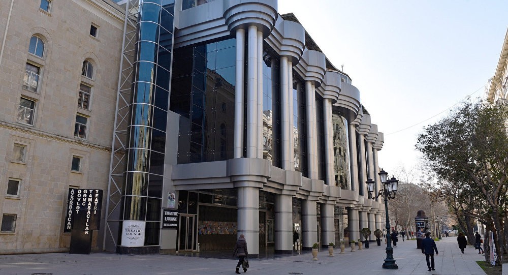 Gənc Tamaşaçılar Teatrının dekabr repertuarı maraqlı tamaşalarla zəngindir