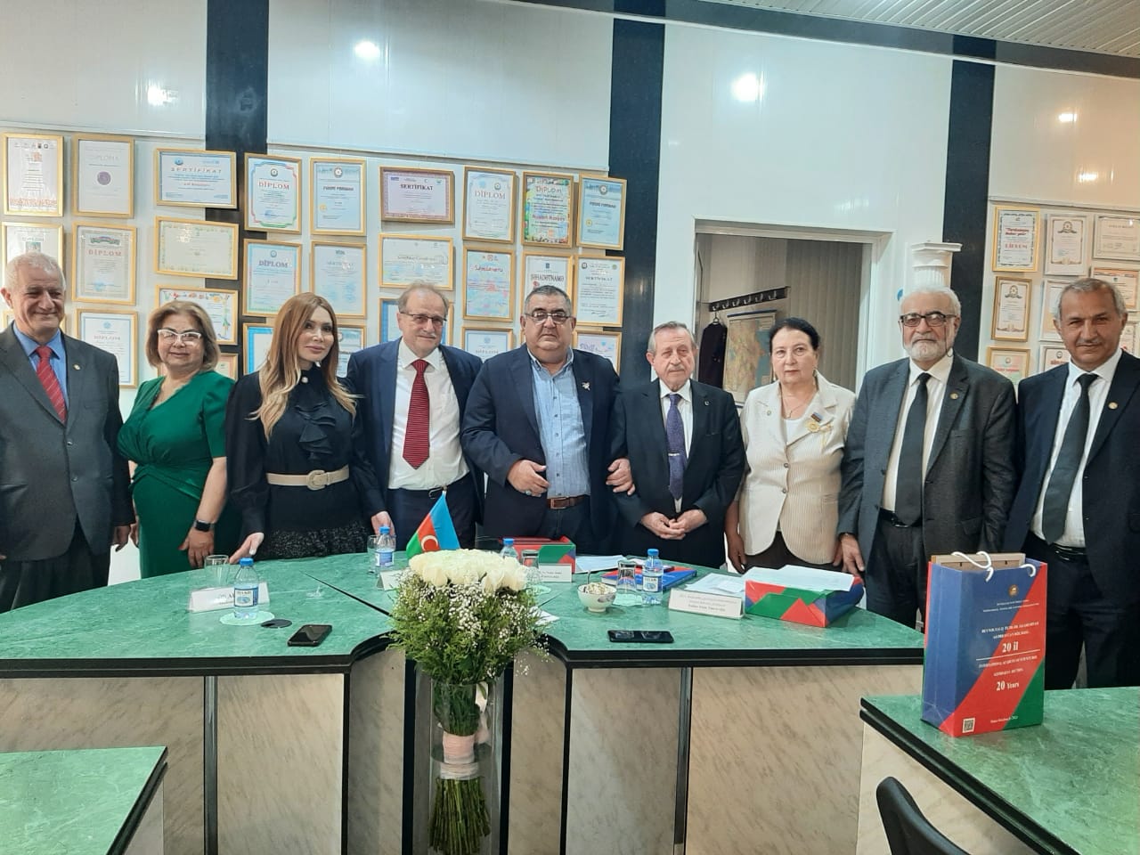 <span style="text-align: justify;">Professor Vüqar Əhməd Beynəlxalq Elmlər Akademiyasının akademiki seçilib</span>