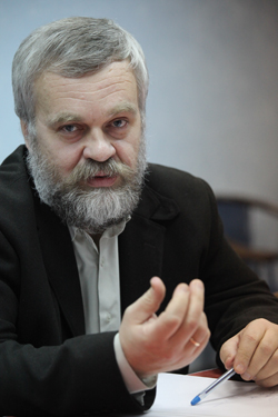 <span>Qorki adına Ədəbiyyat İnstitutunun yeni rektoru, yazıçı Aleksey Varlamovla MÜSAHİBƏ</span>