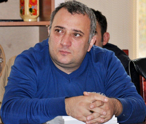 <span>Mübariz Örən: \"Bizdə “adi insandan yazıçıya” çevrilmək olmur\"</span>