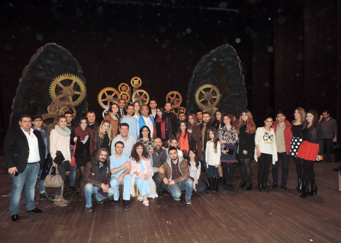 Xalq Yazıçısı Elçinin “Şekspir” əsəri yenidən İstanbul səhnəsində<br>