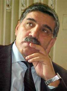 <span>Zəlimxan Yaqubun yeni şeirləri</span>