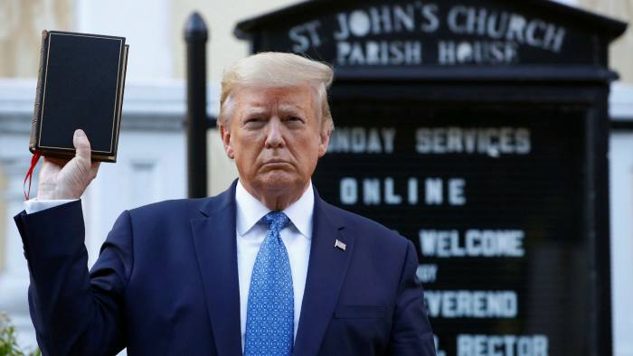 Tramp prezidentlik fəaliyyəti barədə kitab yazır