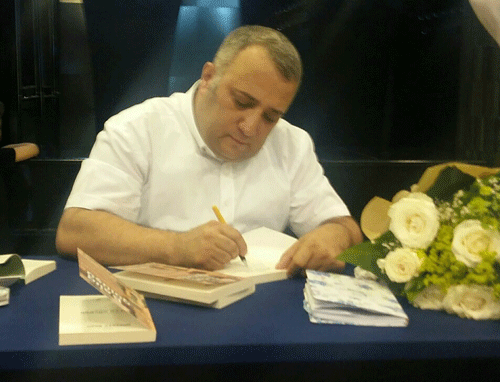 Mübariz Örənin "Balıq gülüşü" kitabının təqdimatı keçirilib