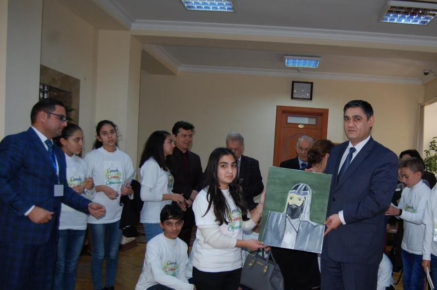 Ədəbiyyat İnstitutunda şagirdlərə Nizamidən dərs keçildi