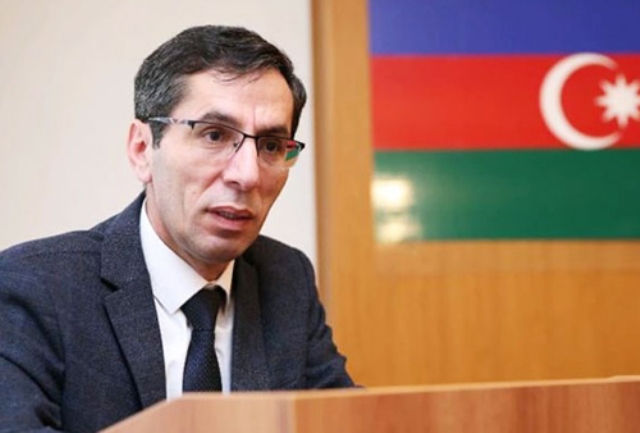 Qulu Ağsəs - Ağ alınlı qızılı atların vətəni