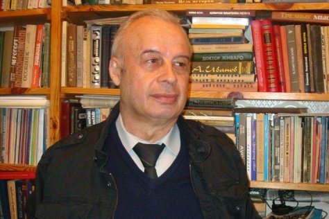 Firuz Mustafa - Hasar