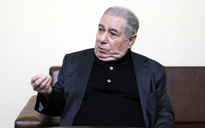 <span>Əkrəm
Əylisli: “Yalan varsa, məni doğrasınlar” - <span>MÜSAHİBƏ</span></span><span></span>