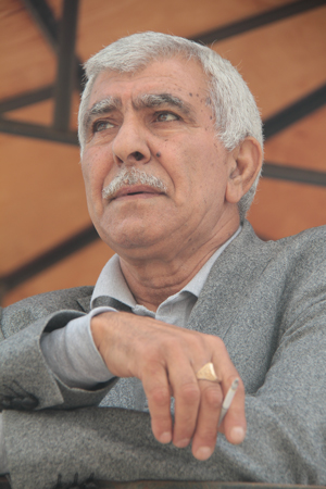 <span>Kənan Hacı - Salam, Zakir Fəxri, salam!	
	</span>