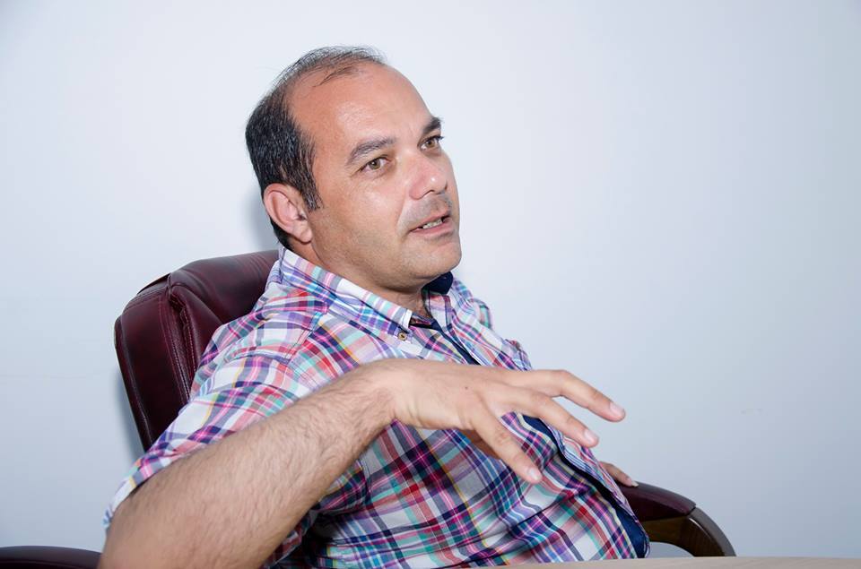 Kənan Hacı - Yazıçılarımız nəyi bacarmır?<br>