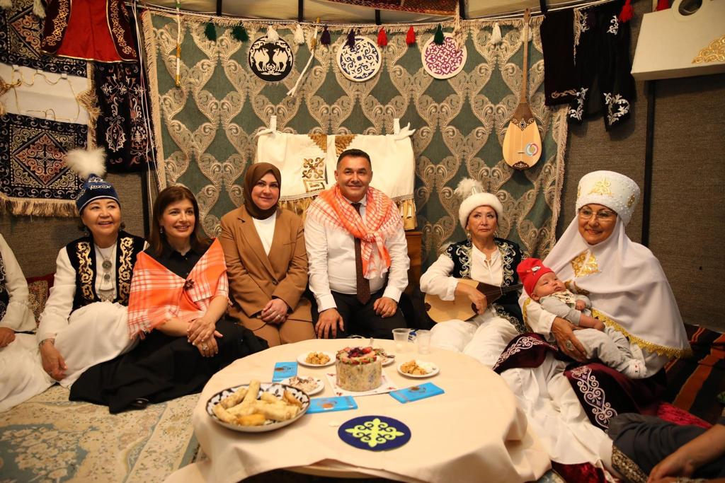 Günay Əfəndiyeva
 21-ci Alanya Beynəlxalq Turizm və İncəsənət Festivalında iştirak edib