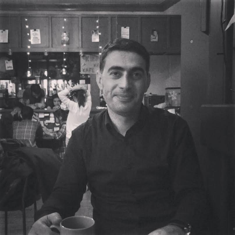 Vasif Əlihüseyn - Kənd qadının ərindən umduğu