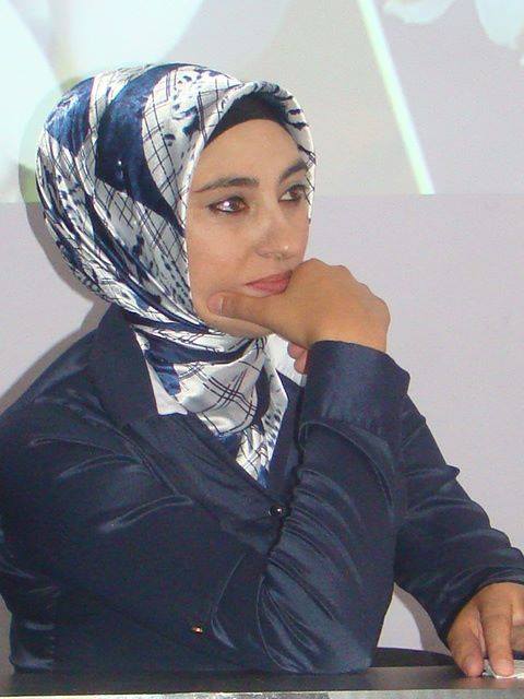 Gülnarə İsrafilqızı - 	
	Sevgini vərəqə pıçıldamaq istəyirəm