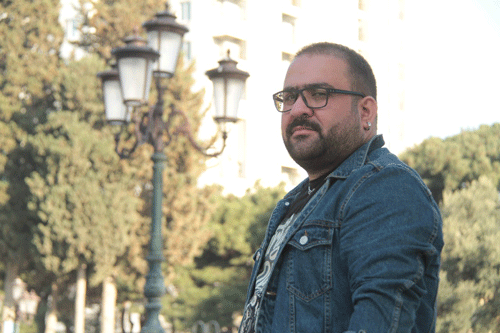 <span style="font-weight: bold;">Cəlil Cavanşir: "Bəşəri, intellektual ədəbiyyat yaratmaq iddiam yoxdur" - <span style="color: rgb(128, 0, 0);">Müsahibə</span></span>