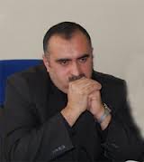 <p>Əyyub Qiyas - \"Sarılıq… Həm də avtoportret\"</p>