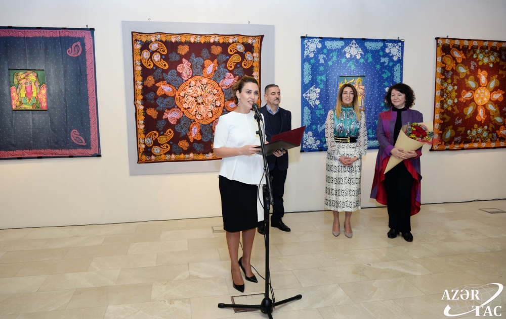 Xalça Muzeyində “Kəlağayı: ipək qanadlar” sərgisinin açılışı olub