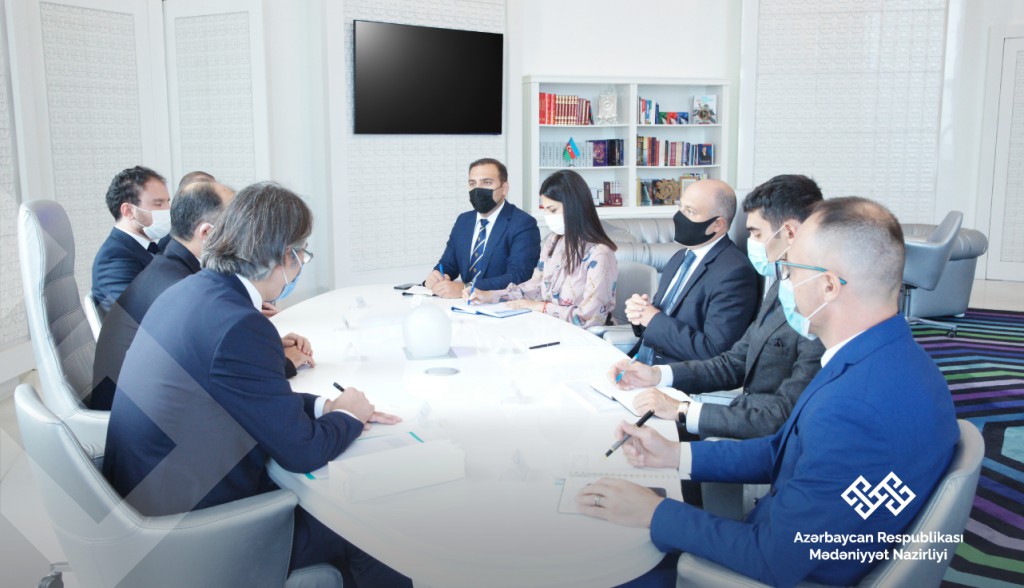 Anar Kərimov Yunus Əmrə İnstitutunun nümayəndə heyəti ilə görüşüb