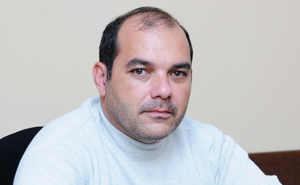 Kənan Hacı : “Anarı tərifləyib təqaüd də ala bilərdim” - <span>MÜSAHİBƏ</span>