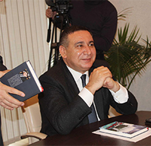 Rəşad Məcidin “Dəlicəsinə” kitabının təqdimatı olub