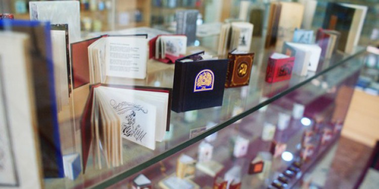 Miniatür kitab muzeyi Ginnesin rekordlar Kitabına düşüb<br>