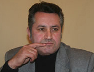 <span>Elçin Hüseynbəyli: “Maaşlarımız həddən artıq aşağıdır” - MÜSAHBƏ	
	</span>