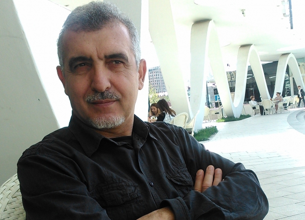 Rasim Qaraca	- Şeirimiz yanlış yoldadır - <span>Müsahibə</span><br>